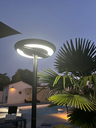 Lampadaire solaire de jardin haut de gamme
